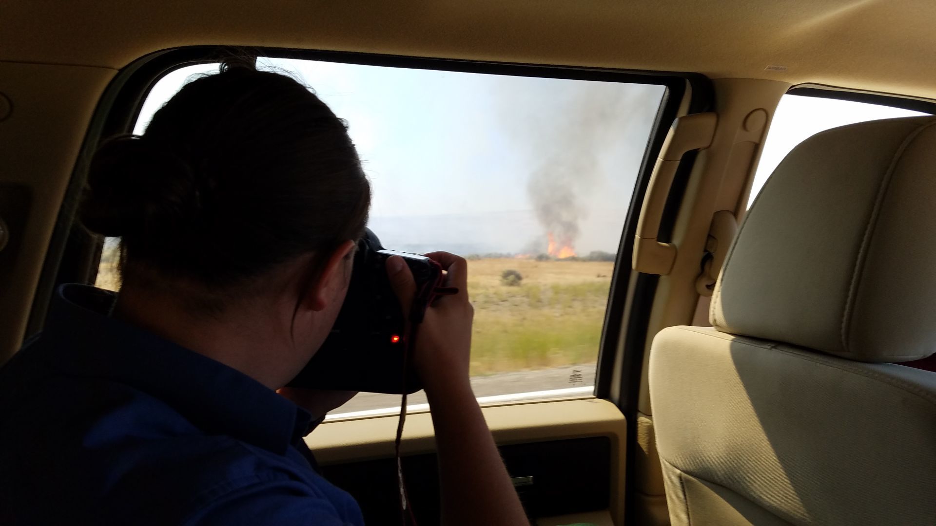 Pat Sutphin documents the Dog Creek Fire
